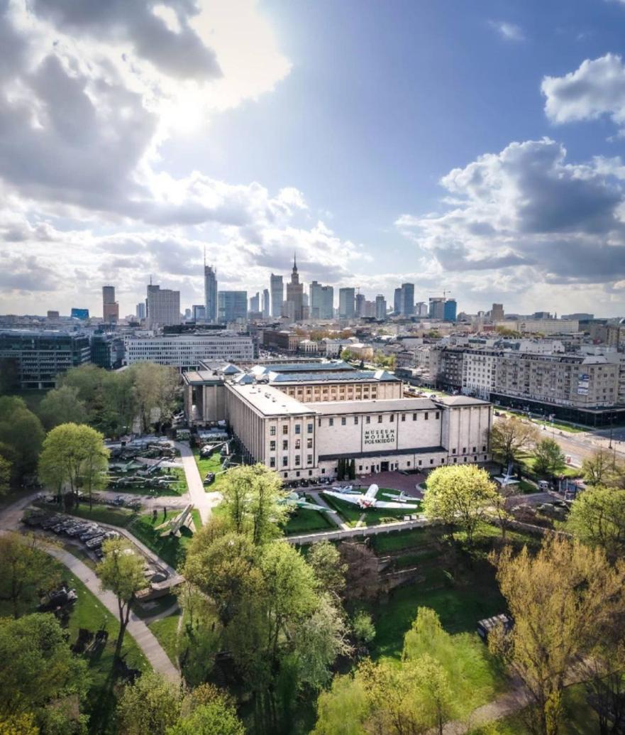 Palace 2 Wifi 600 Mbs 55'Tv Netflix Hbo 2Xmetro Appletv Warsaw Exterior photo